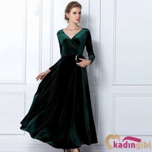 Yesil-Kadife-Elbise-Modelleri.jpg